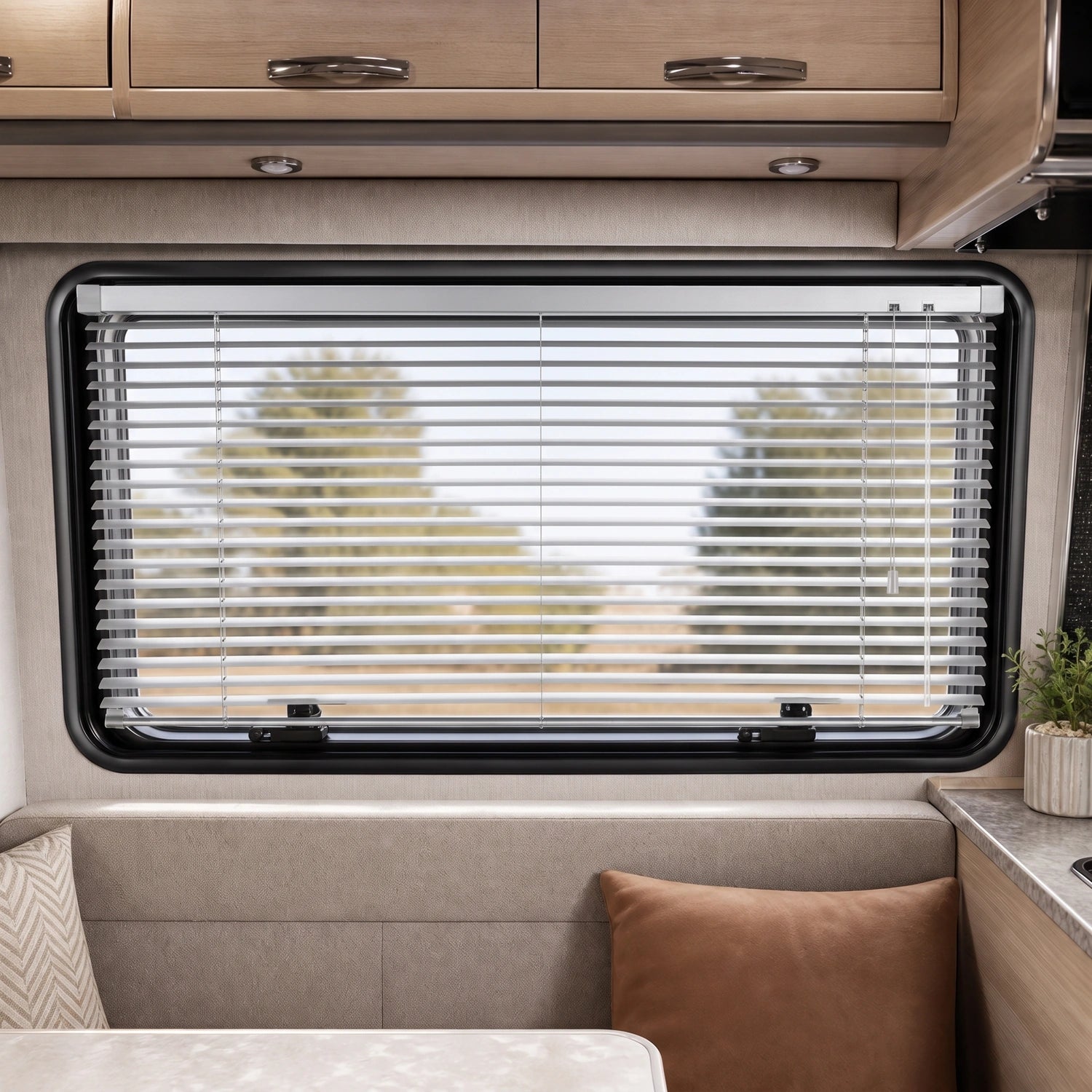 Aluminum Blinds - Silver Drift