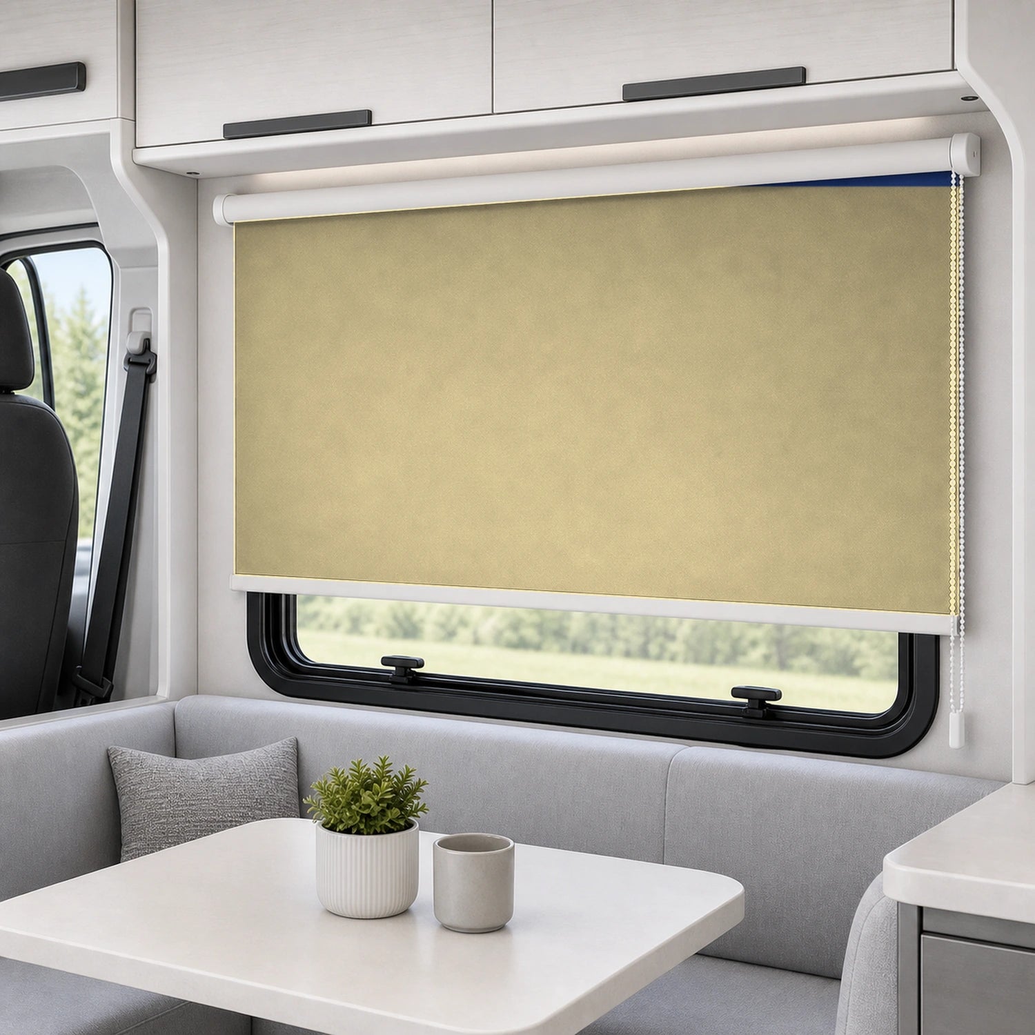 Roller Shades - Pale Yellow - Blackout